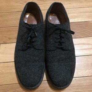 Giorgio Armani dark gray wool derby lace ups (eu 43)